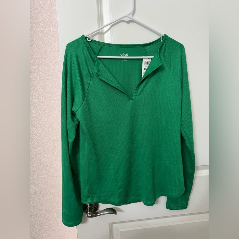 Jenni Women's Green Long Sleeve Top NWT